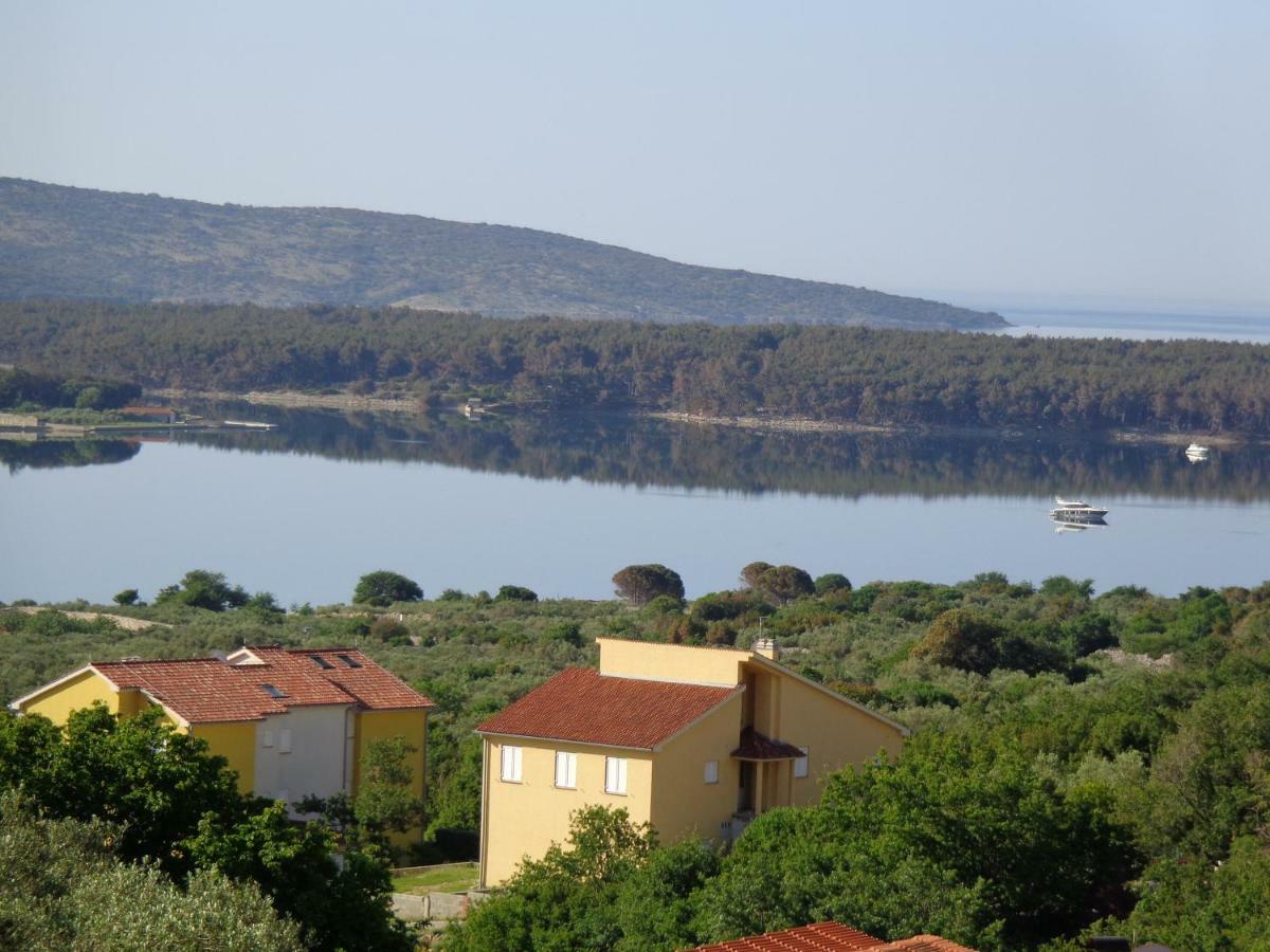 Lili Apartments, Sv Dunata 18 Kornić Exteriér fotografie